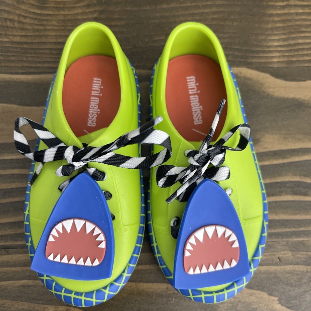 Mini Melissa Green Shark Jelly Trainers Street Sneakers Baby Size 8 EU 24